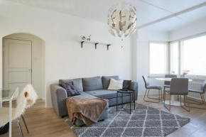Cozy two-room condo near bus- and railwaystation, Turku